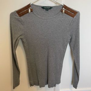 Beautiful, comfortable, long sleeve zipper sleeve by polo Ralph Lauren